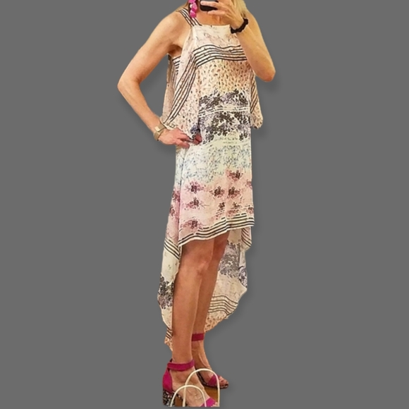 LIGHT WEIGHT COOL BCBG Max Azria Aaric Floral print light flowy high low… - Picture 3 of 17